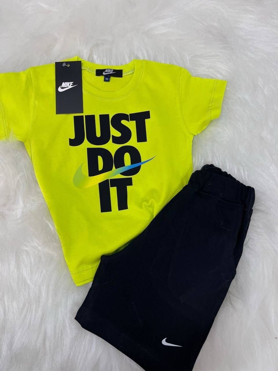 Just erkek çocuk şortlu takım