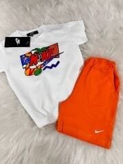 Nke beyaz tişörtlü şortlu takım
