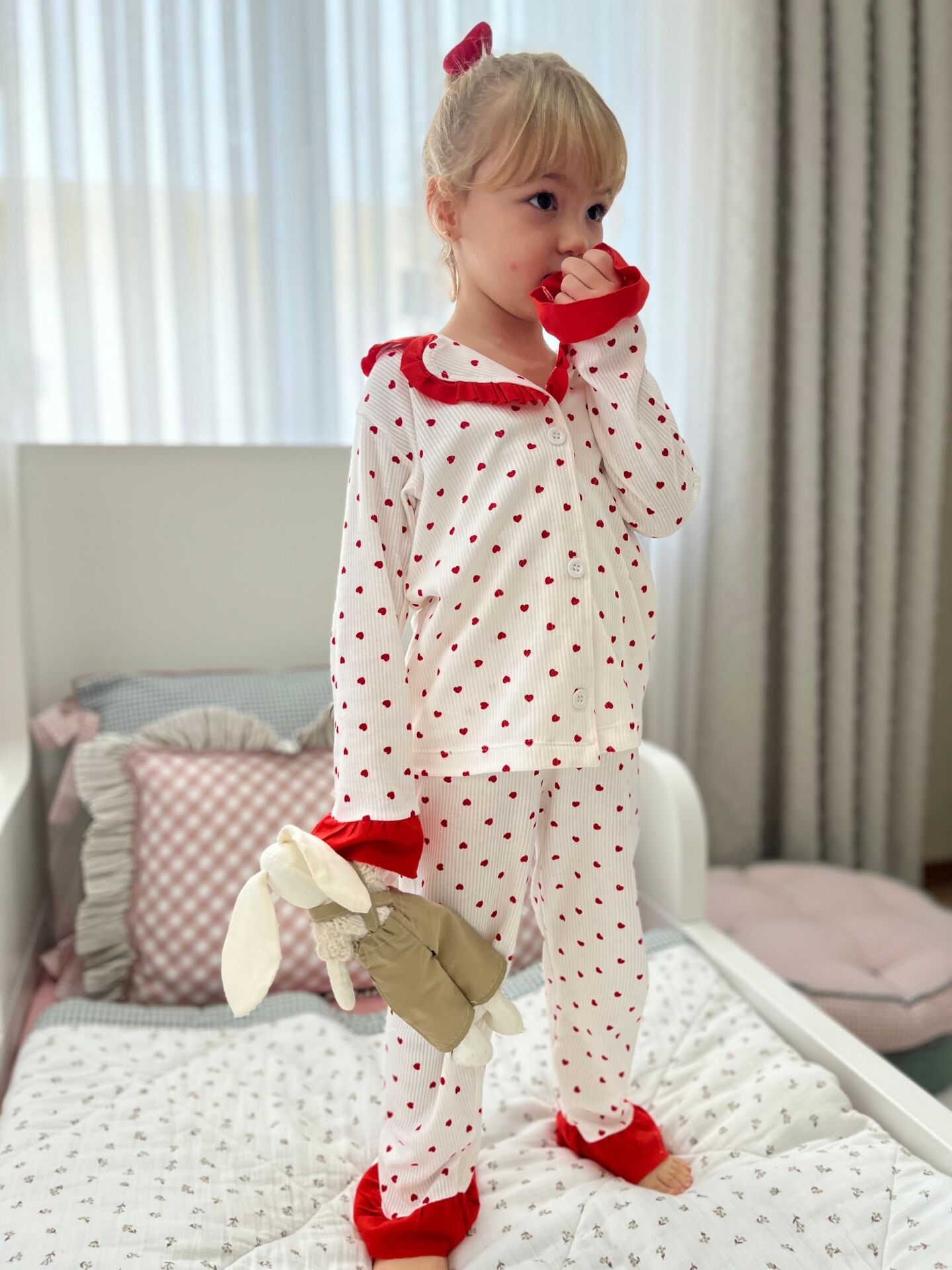 Kalp fırfır detaylı pamuklu pijama takımı