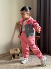 Pembe kot detaylı hırkalı pamuklu takım