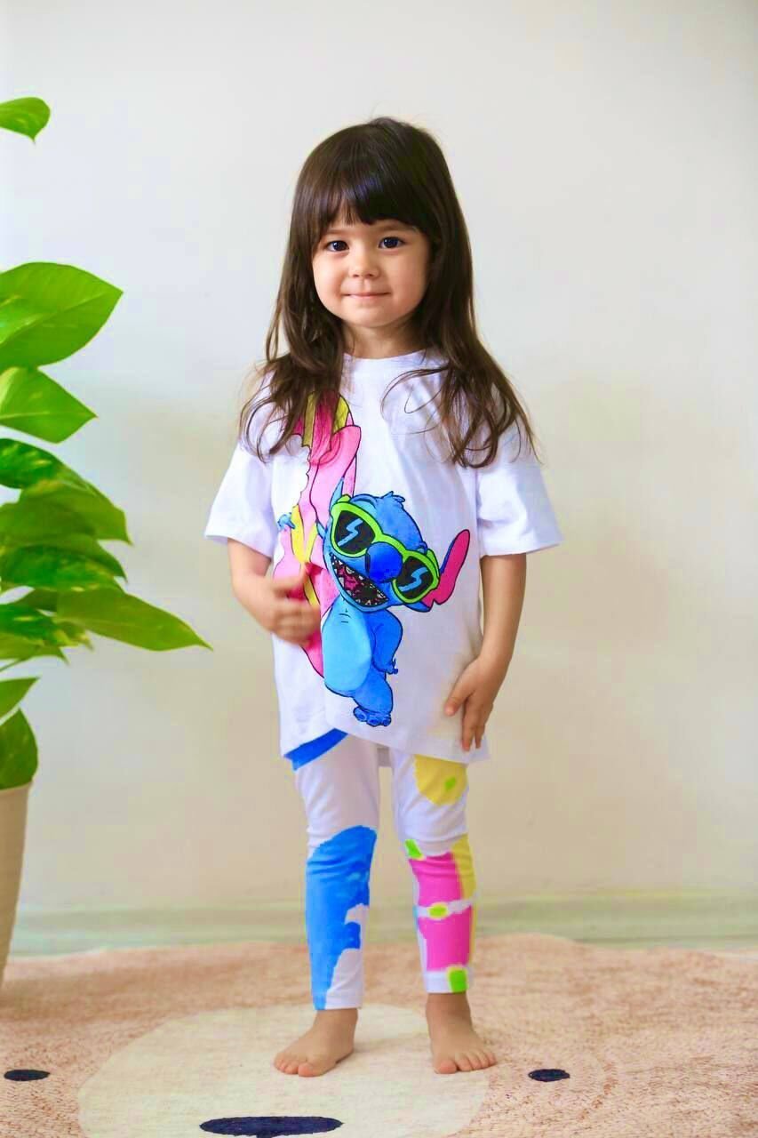 Renkli  karakter detaylı taytlı takım