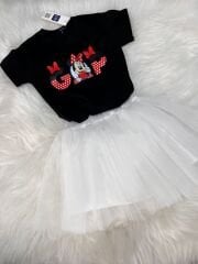 Mini detaylı tişört ve beyaz tütü etekli takım