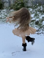 Bej renk ponpon detaylı tütü etekli pamuklu takım