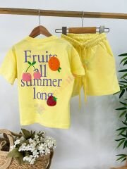 Sarı şortlu pamuklu takım